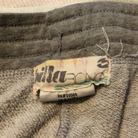Billlabong Grey Shorts - Picture 3 of 3